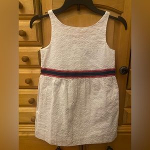 Janie & Jack size 5
Red, white & blue anchor dress. Perfect for any occasion.